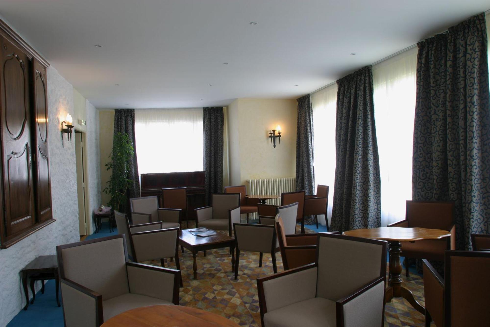 Le Parc Des Fees Hotel Retaurant & Spa La Bourboule Exterior photo